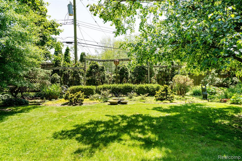 17417 Wiltshire Boulevard