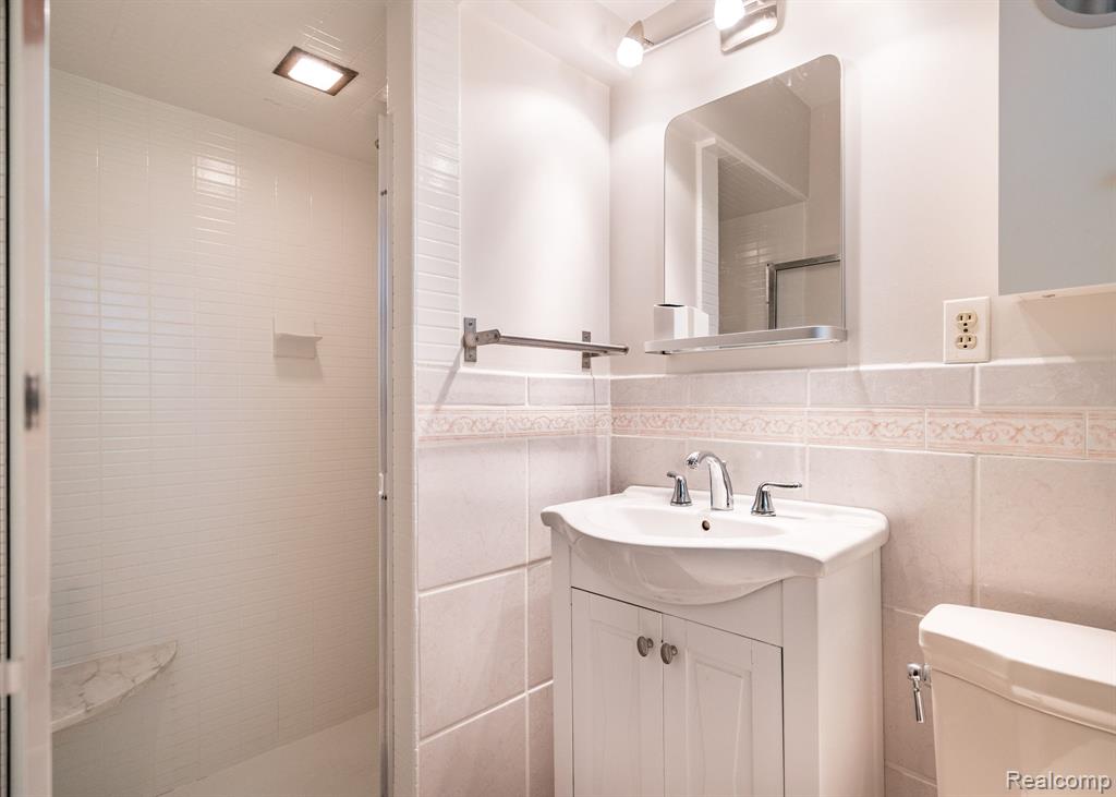 17417 Wiltshire Boulevard