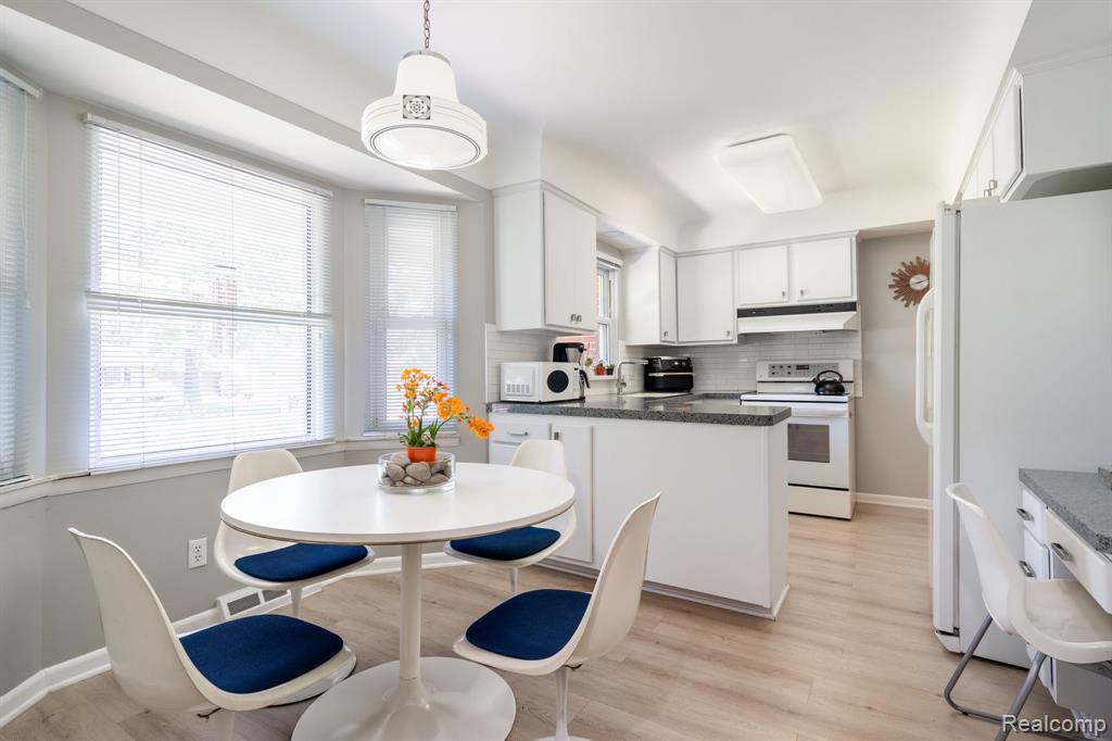 17417 Wiltshire Boulevard