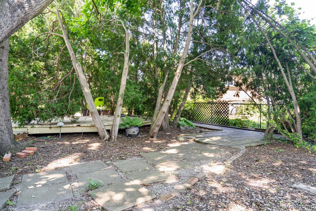 17417 Wiltshire Boulevard