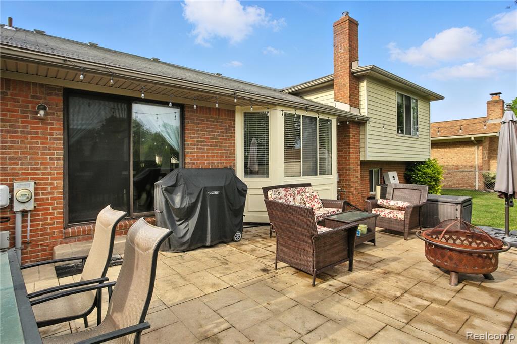 3422 Gloucester Drive