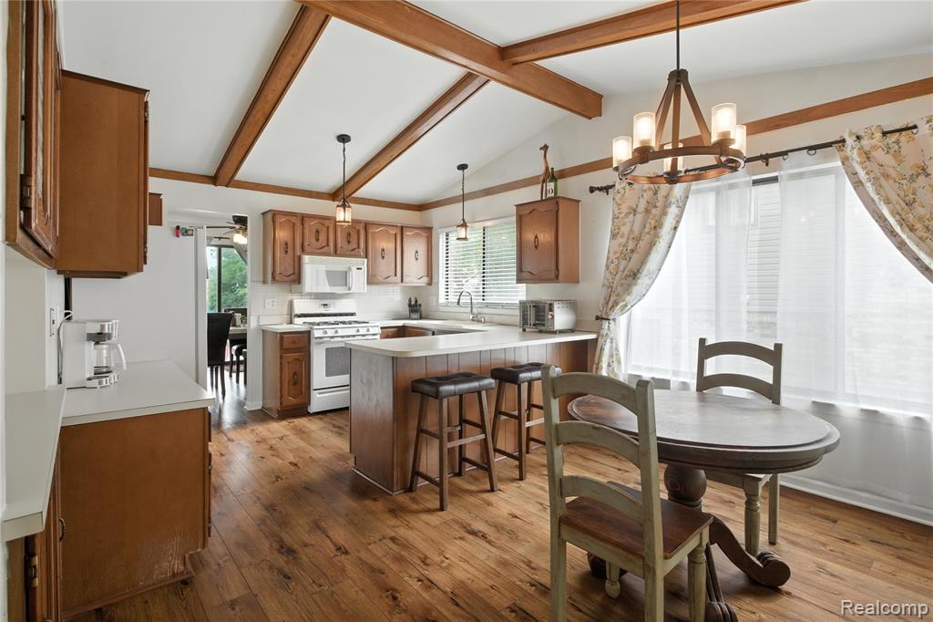 3422 Gloucester Drive