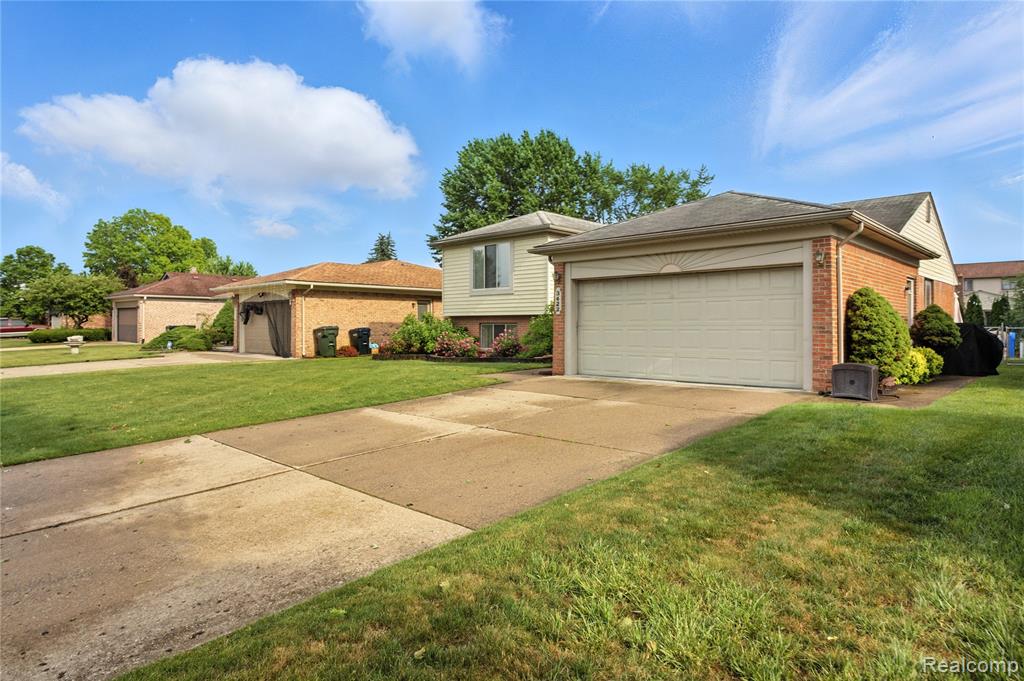 3422 Gloucester Drive