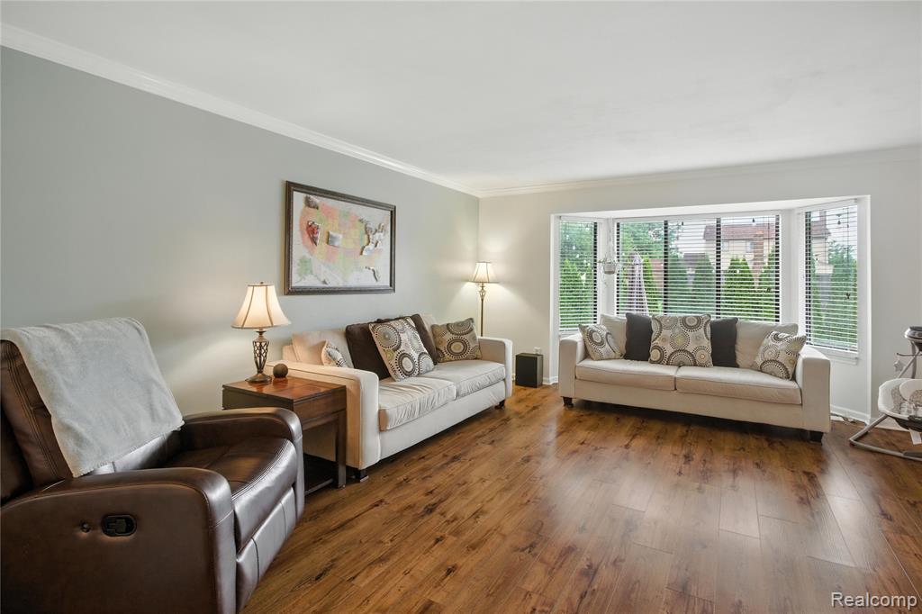 3422 Gloucester Drive