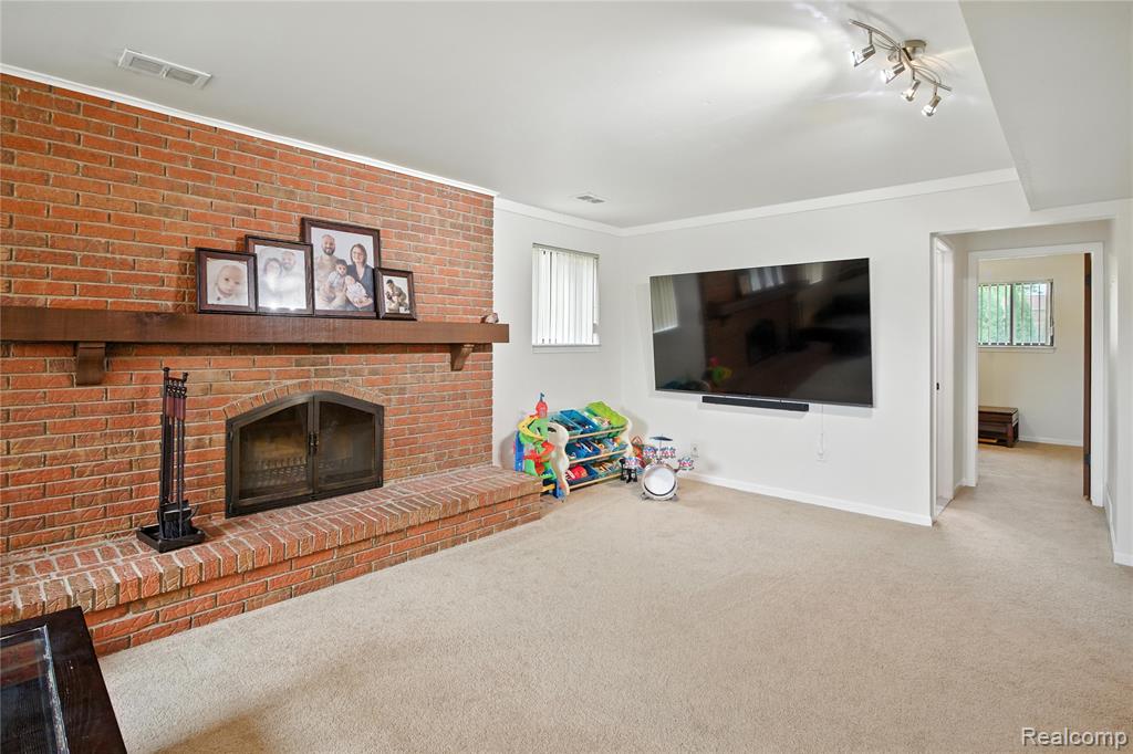 3422 Gloucester Drive