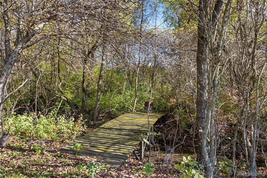 3985 Wadhams Road