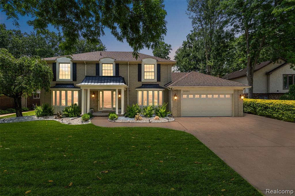 39251 W Royal Doulton Boulevard