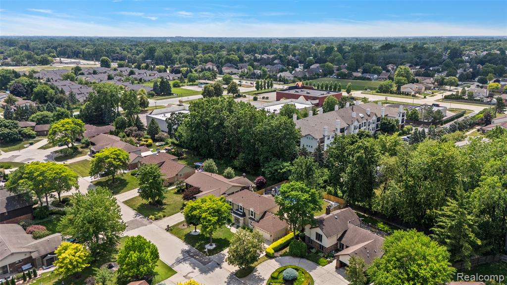 39251 W Royal Doulton Boulevard