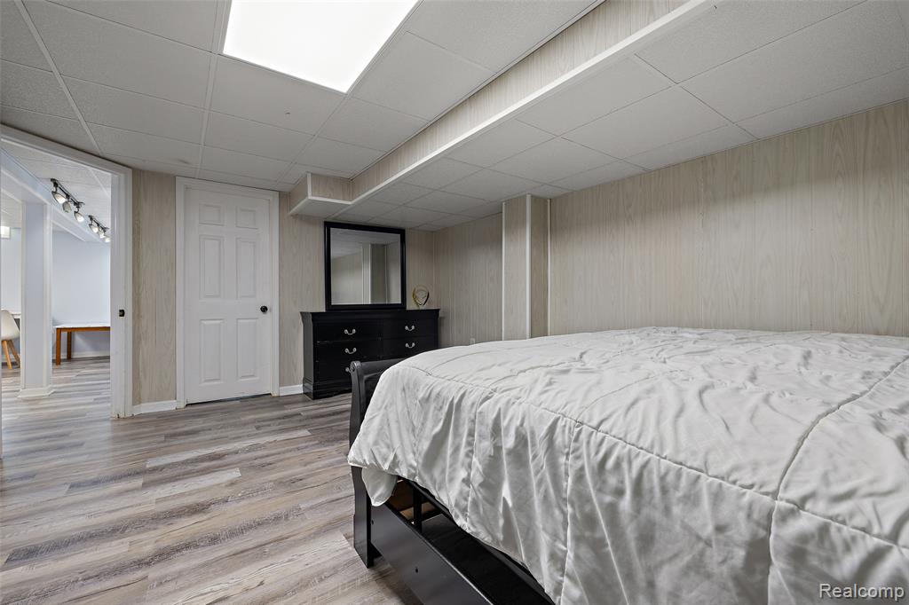 39251 W Royal Doulton Boulevard