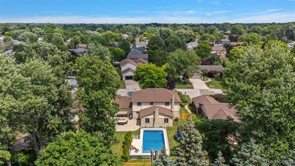 39251 W Royal Doulton Boulevard