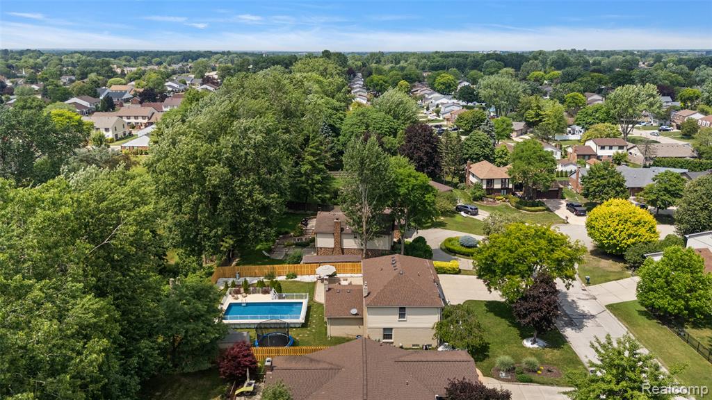 39251 W Royal Doulton Boulevard