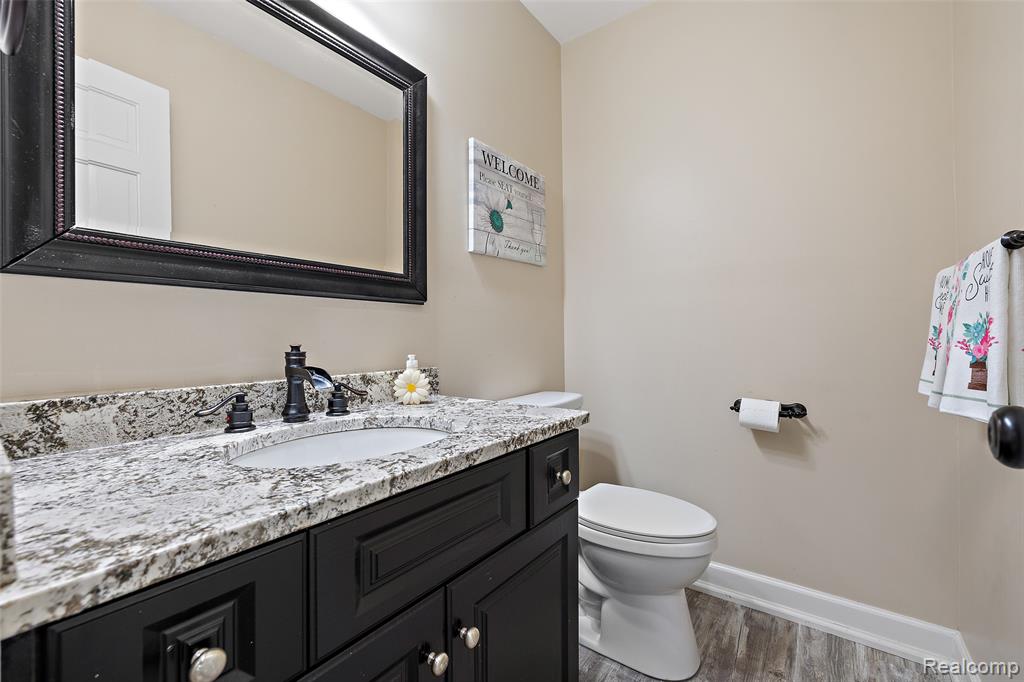 39251 W Royal Doulton Boulevard