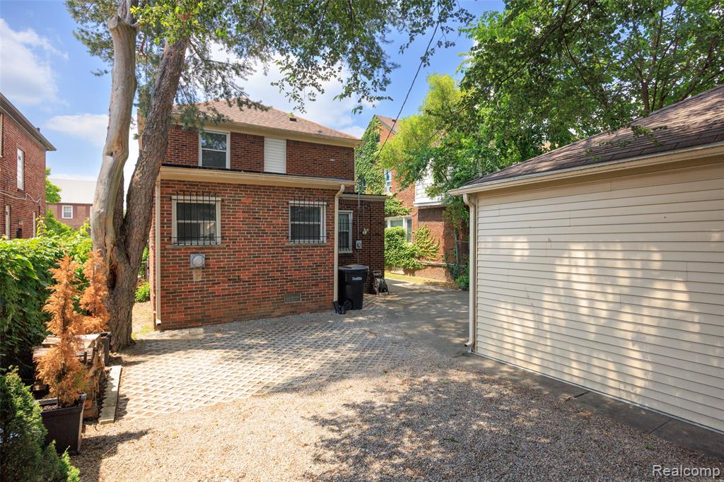 17388 Prairie Street