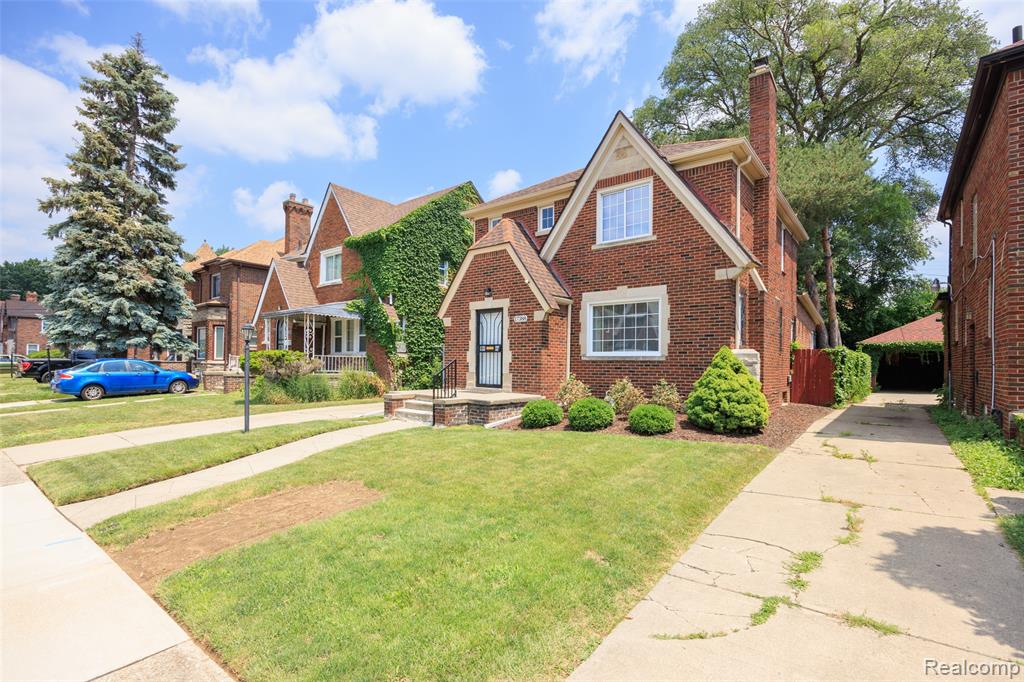 17388 Prairie Street