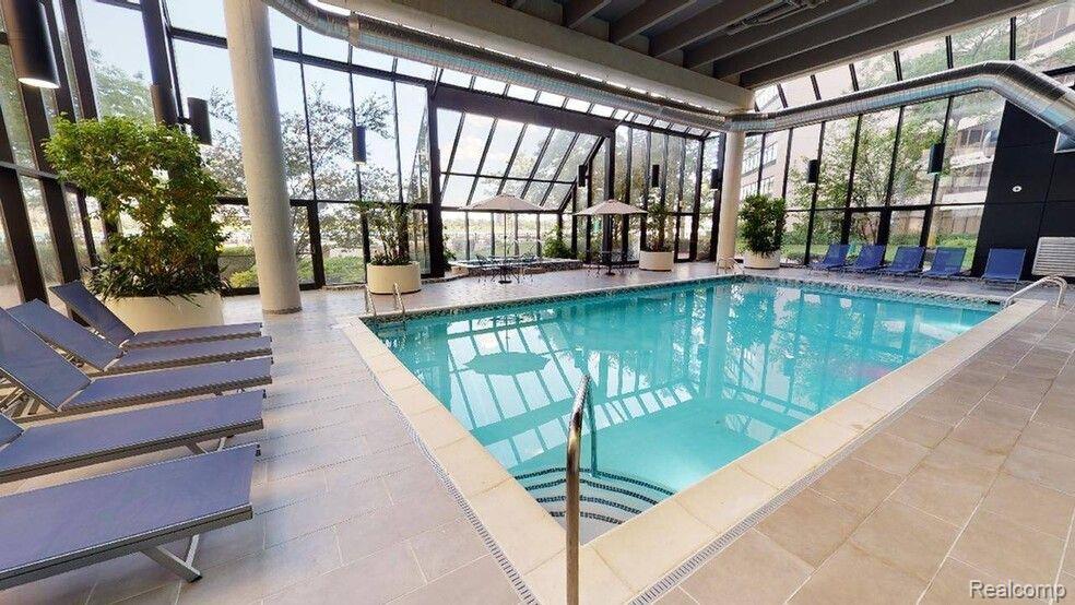 1001 W Jefferson Avenue # 8i Unit: 300 8i