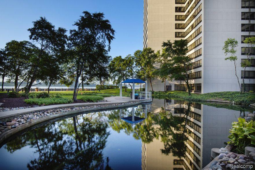 1001 W Jefferson Avenue # 8i Unit: 300 8i