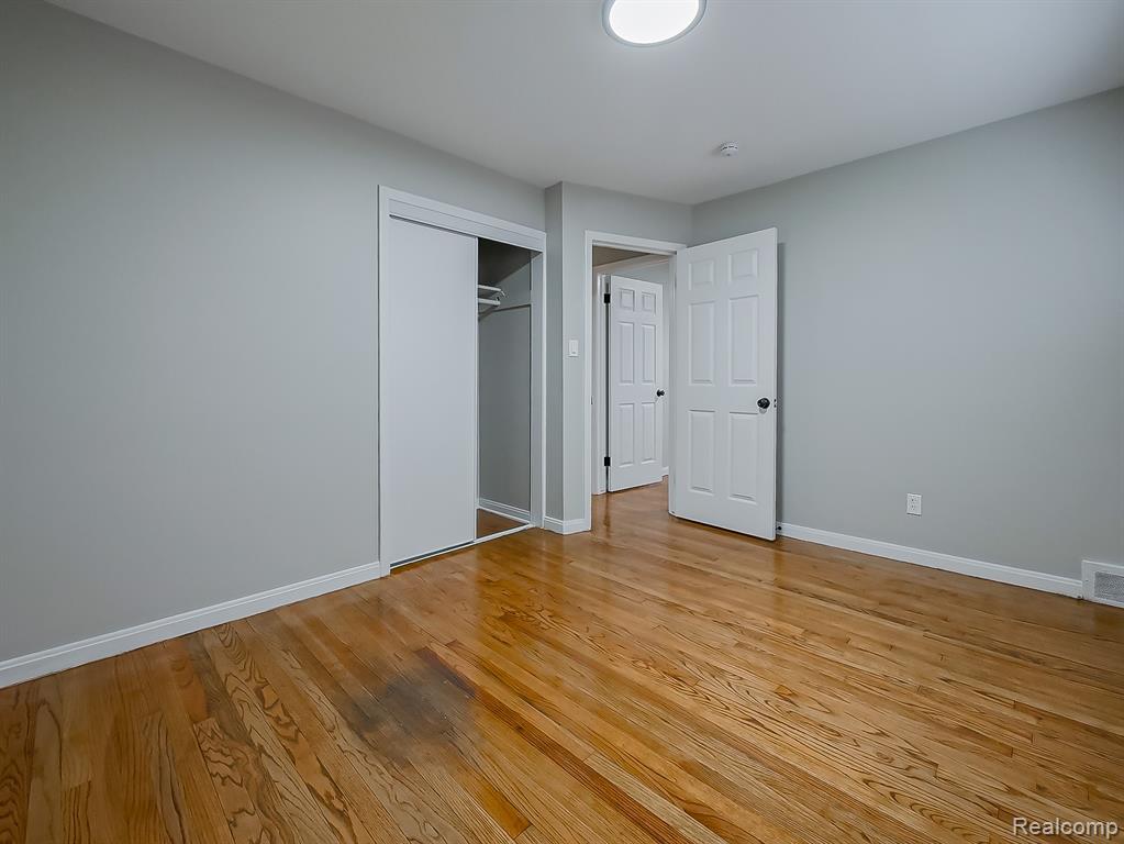 22854 Lingemann Street