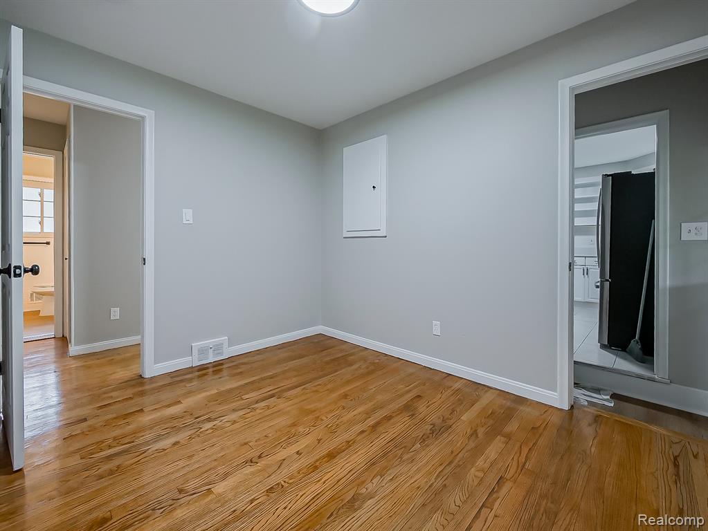 22854 Lingemann Street