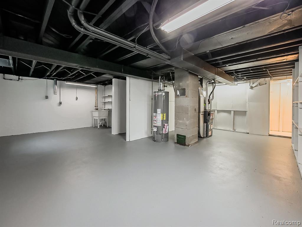 22854 Lingemann Street