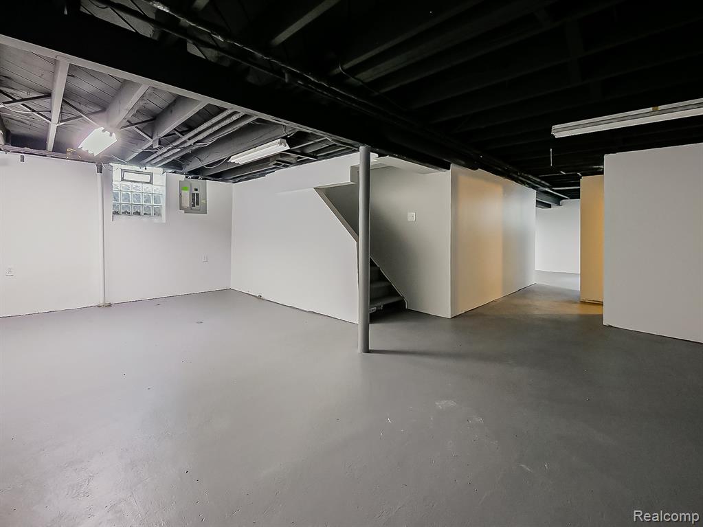 22854 Lingemann Street