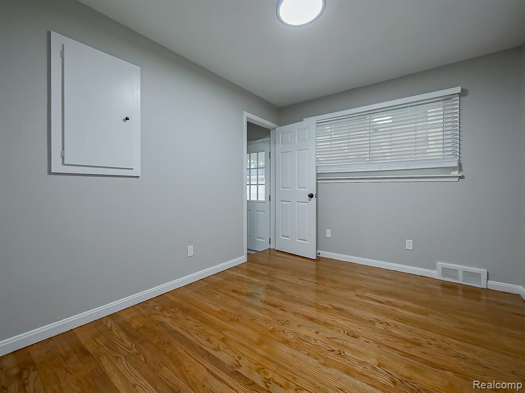 22854 Lingemann Street