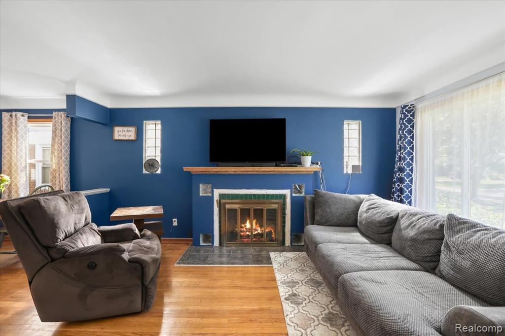 20871 Van Antwerp Street