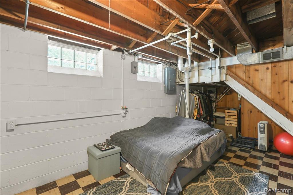 20871 Van Antwerp Street