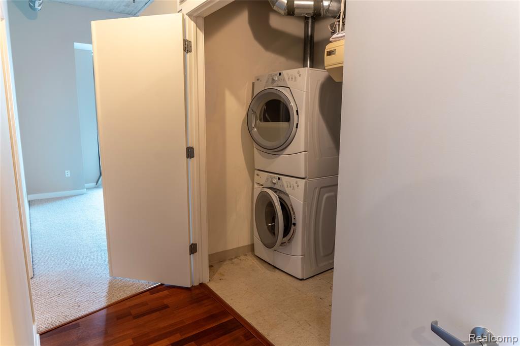 350 N Main Street # 618