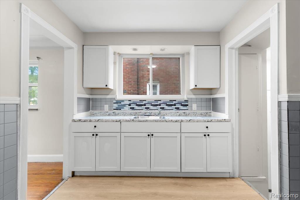 11110 Wayburn Street