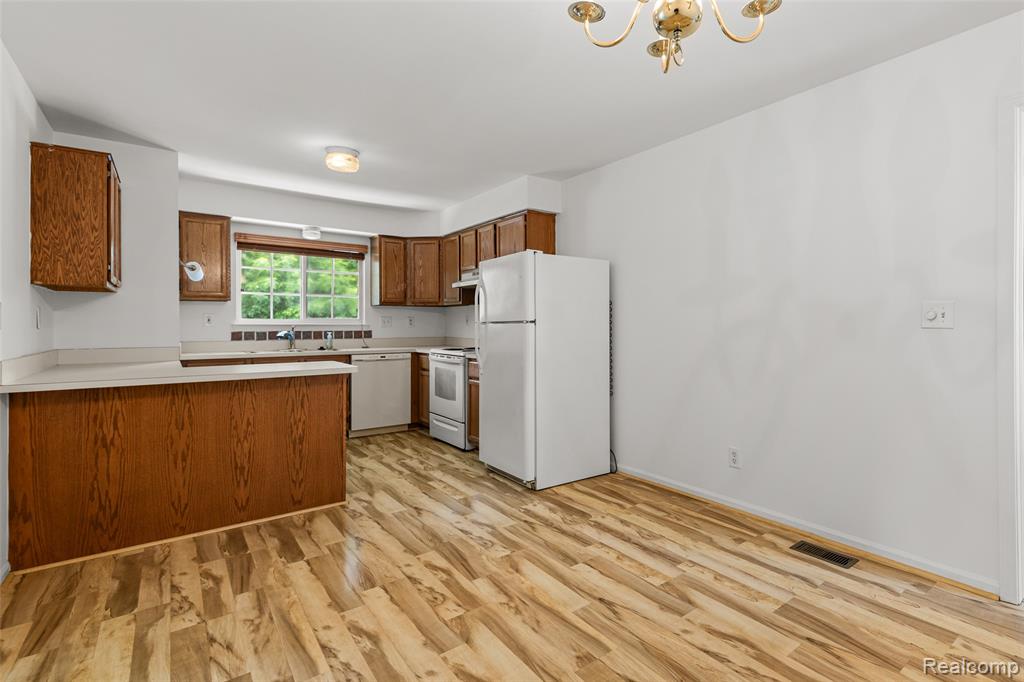 19227 Mandarin Drive