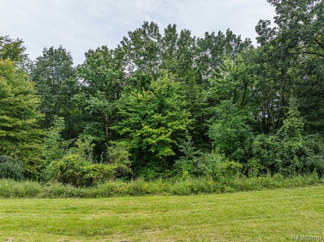 7513 Maple Ridge Drive