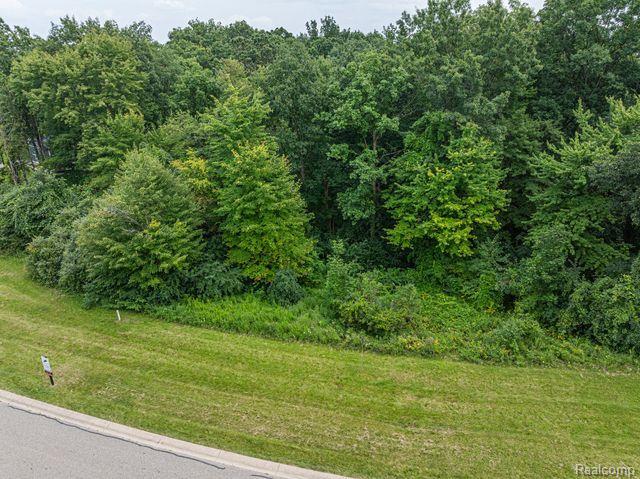 7513 Maple Ridge Drive