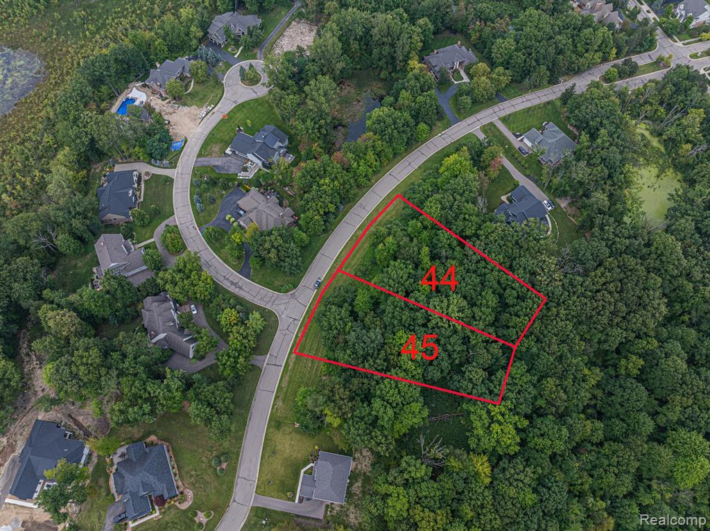 7513 Maple Ridge Drive