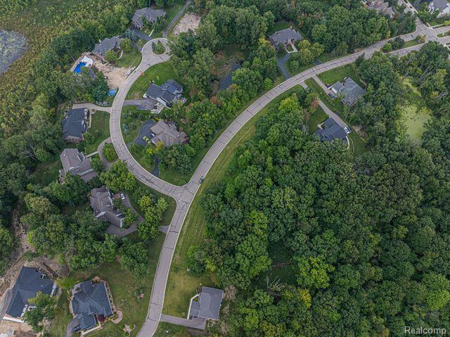 7513 Maple Ridge Drive