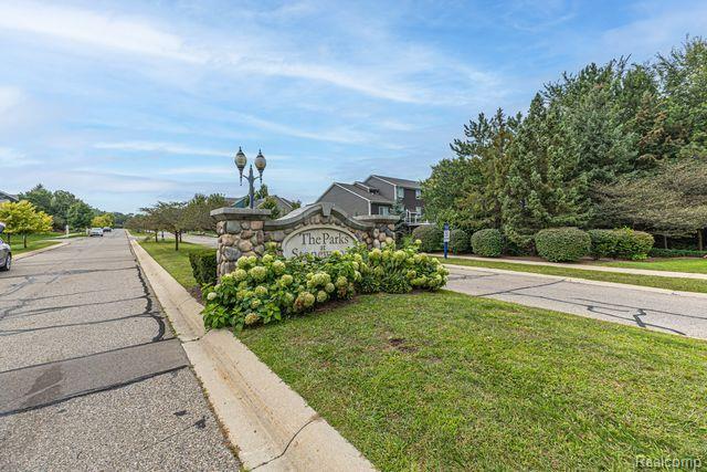 7513 Maple Ridge Drive