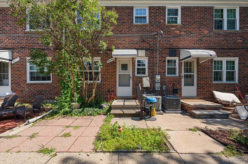 23104 Edsel Ford Court