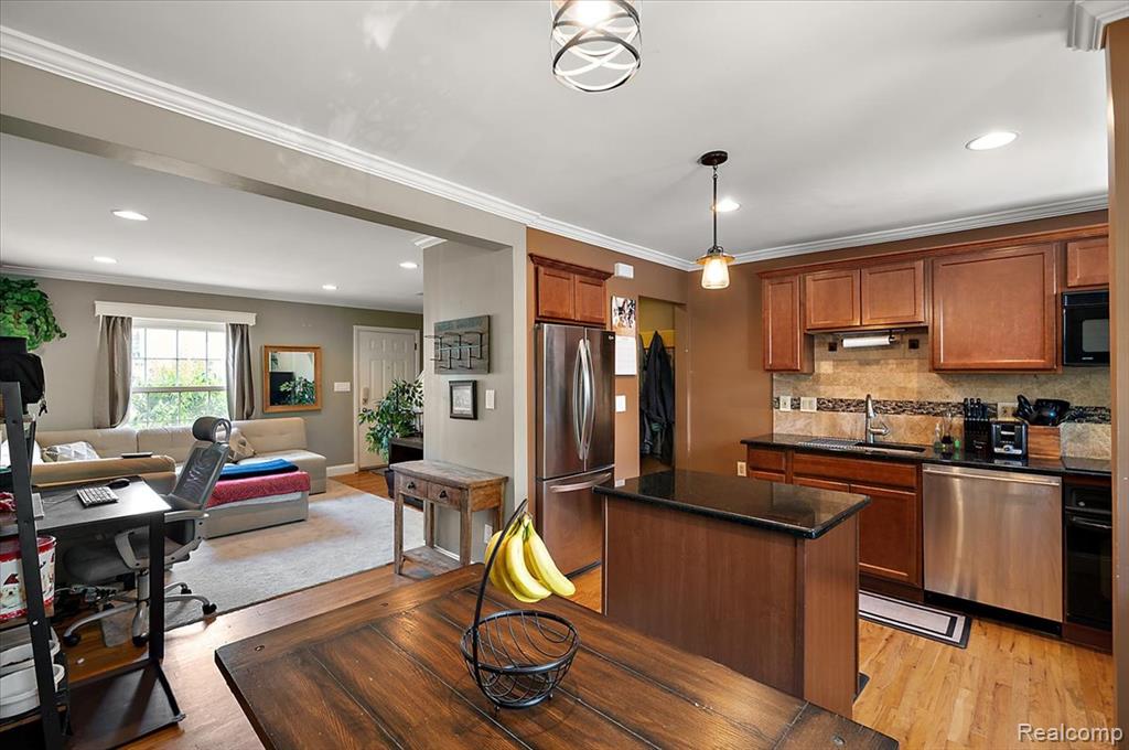 23104 Edsel Ford Court