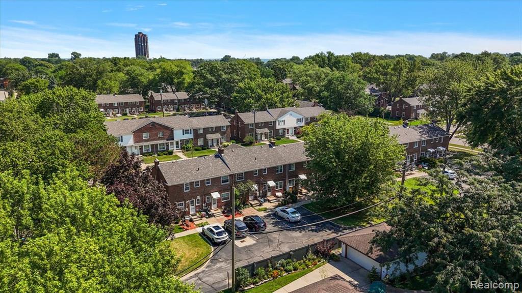 23104 Edsel Ford Court