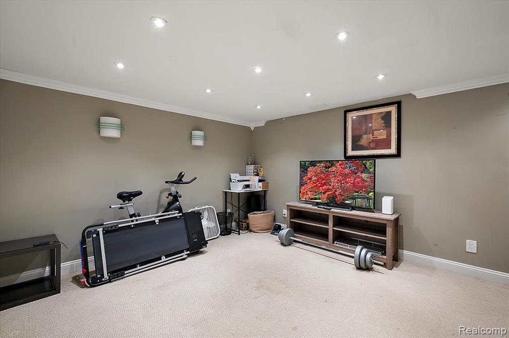 23104 Edsel Ford Court