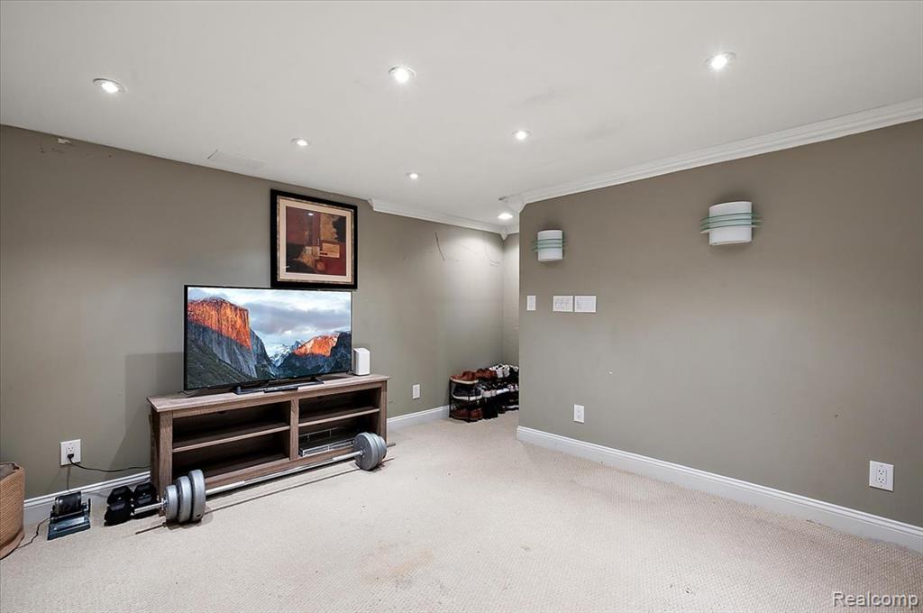 23104 Edsel Ford Court