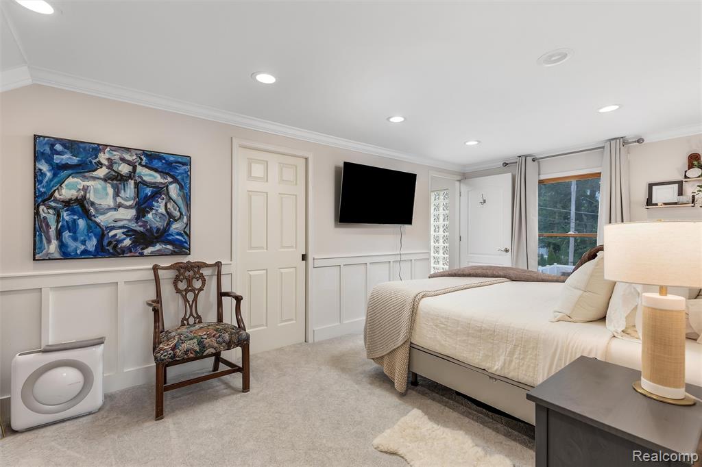 1823 Humphrey Avenue