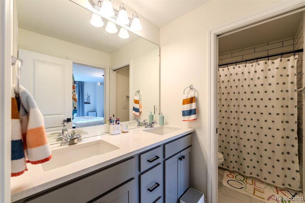 1367 Addington Court