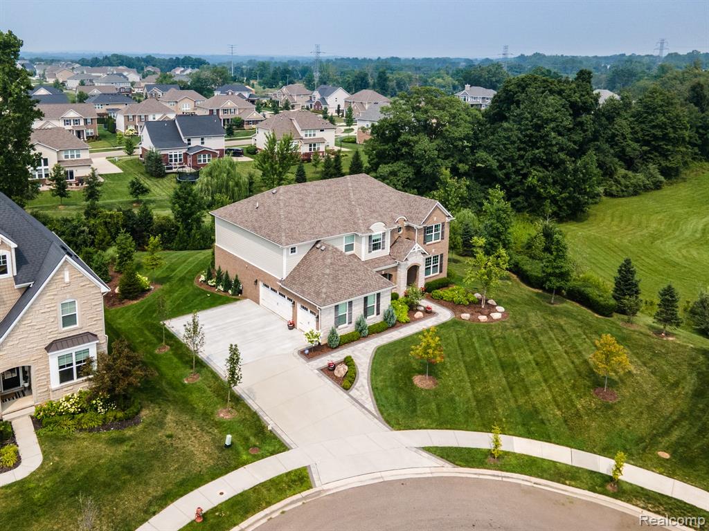 1367 Addington Court