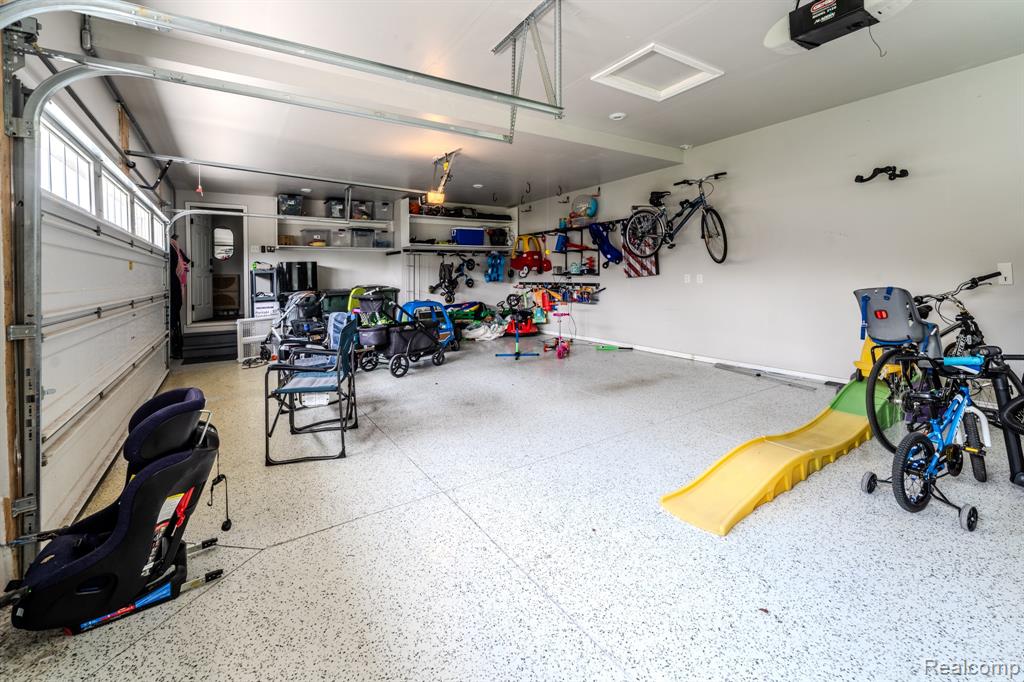 1367 Addington Court