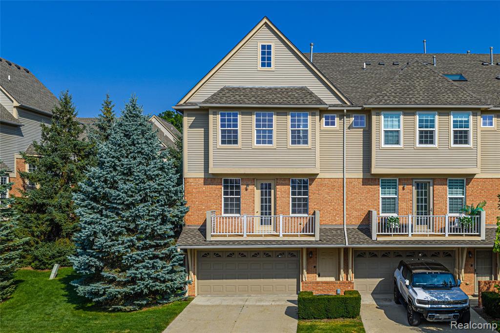 56625 Long Island Drive