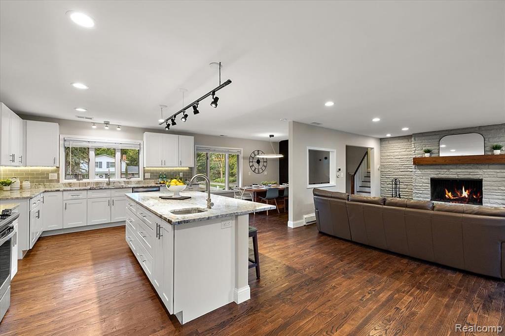 4521 Coachmaker Drive