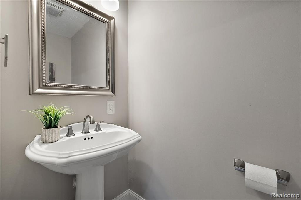 4521 Coachmaker Drive