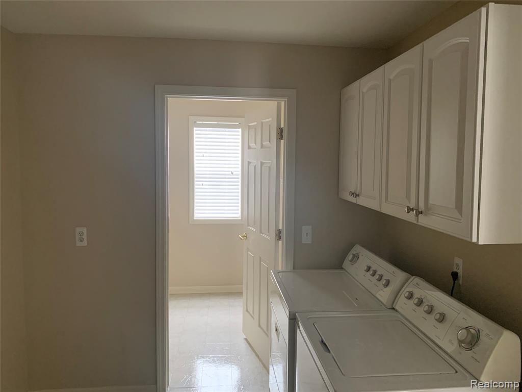 28301 Carlton Way Drive