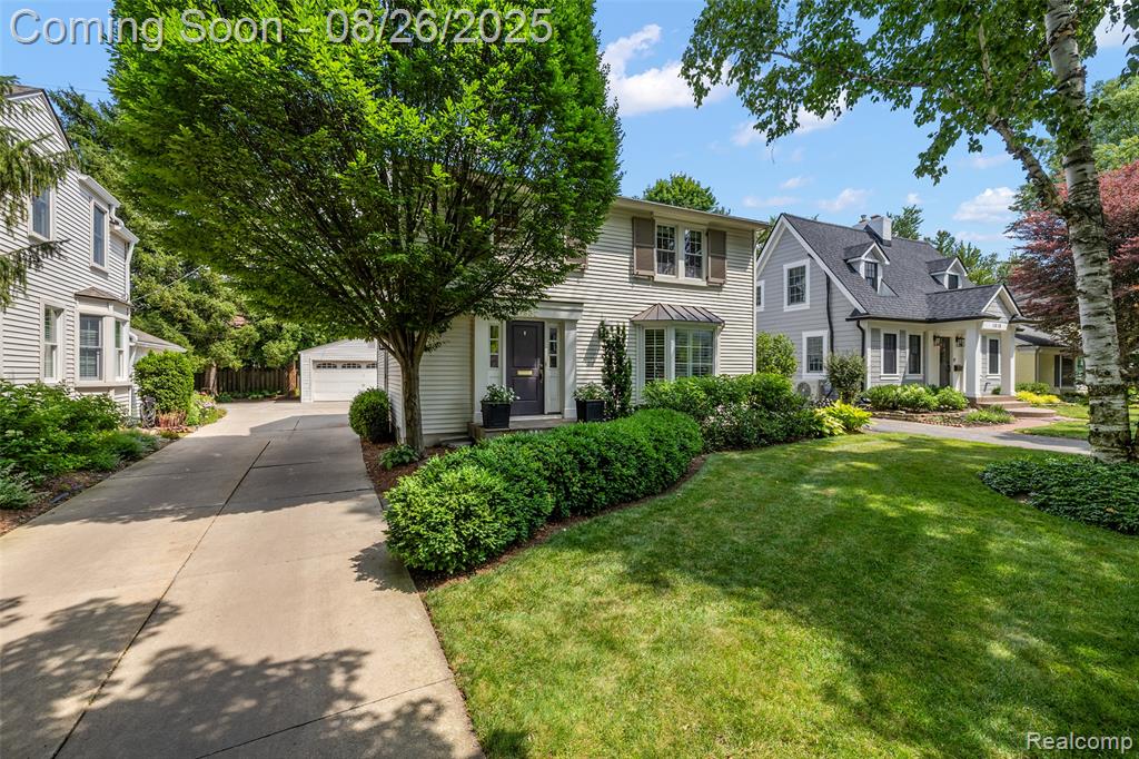 1832 Melbourne Street