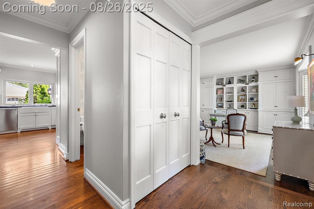 1832 Melbourne Street